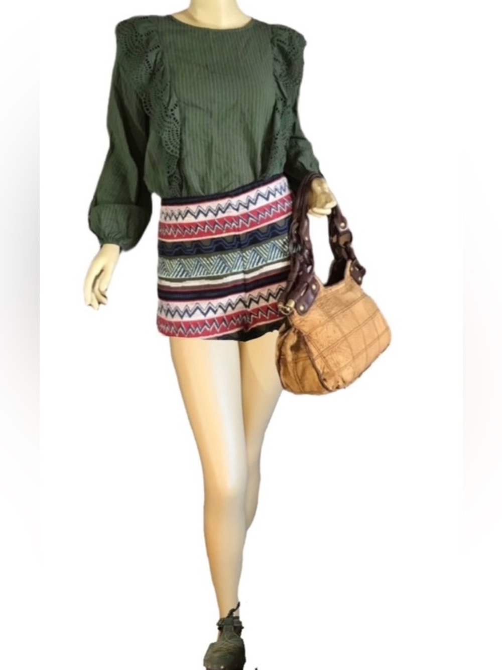 FOREVER 21 MULTI-COLOR PRINT HIGH WAIST SHORTS (M)
